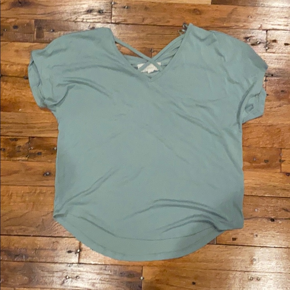 dark mint green t shirt